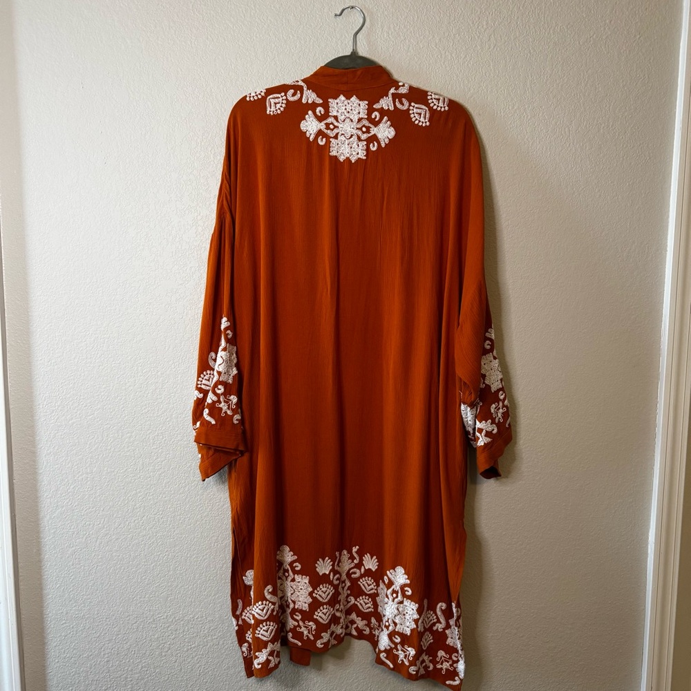 Chico's Embroidered Drama Kimono Top Burnished Clay Size L/XL - Picture 4 of 13